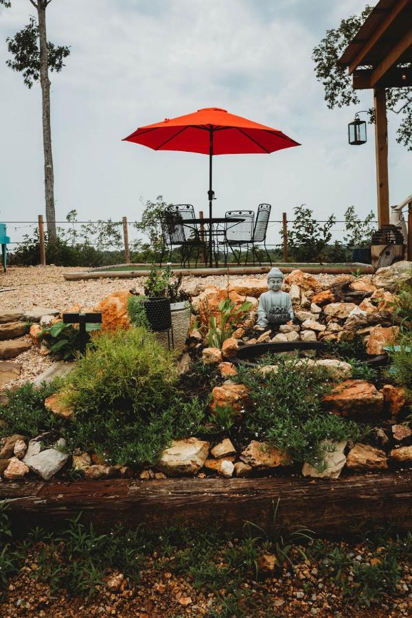 Готель Waterfront Luxury Glamping Dome Rogersville Екстер'єр фото